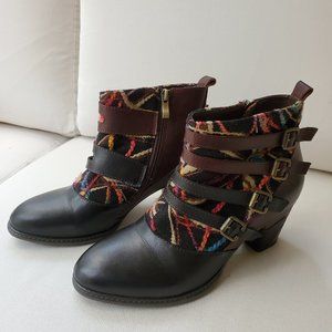 L'ARTISTE Spring Step Leather Ankle Boot